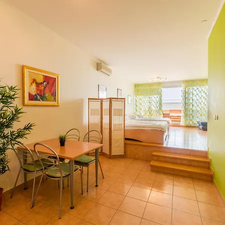 M - Studio Apartmán *